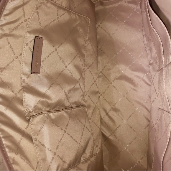 Michael Kors Large Fawn Sady Tote - Picture 2 of 7